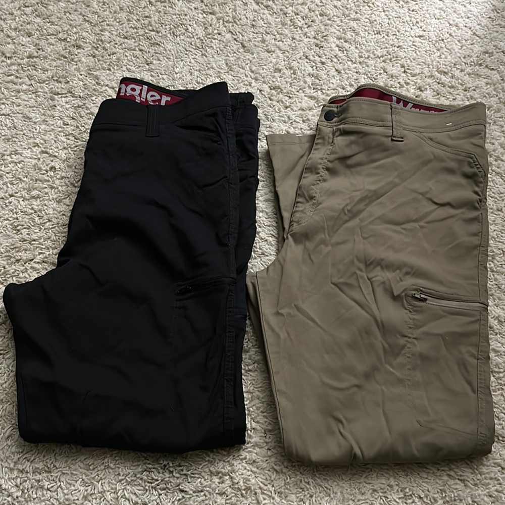 Wrangler men’s stretch carpenter pants